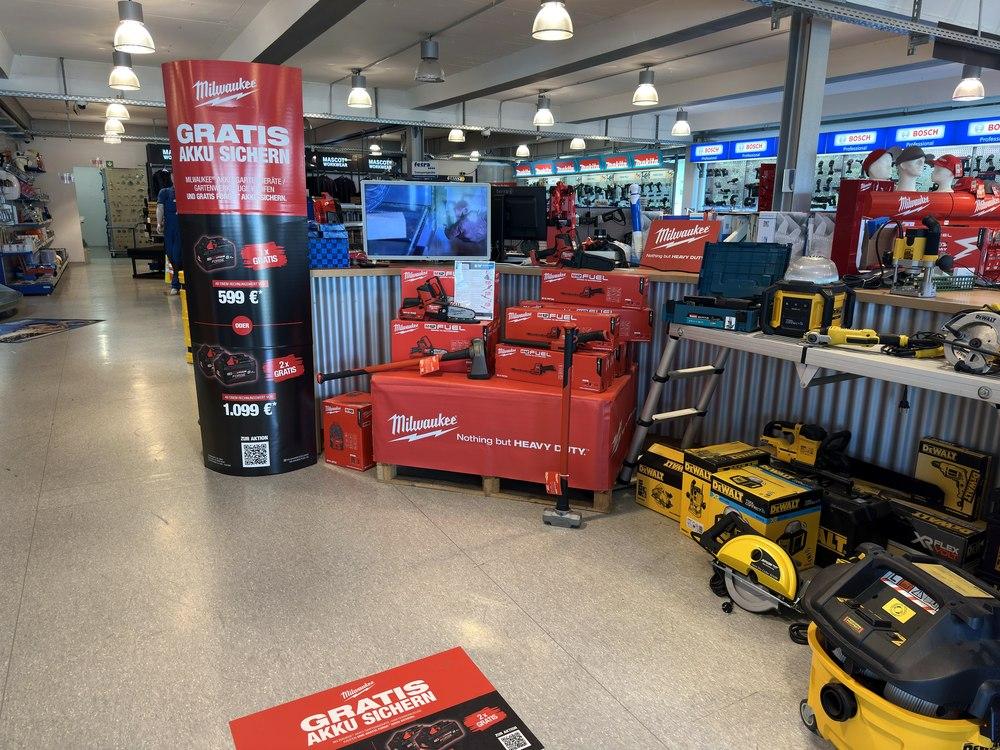 Milwaukee Aktionsfläche im Fachmarkt Lage